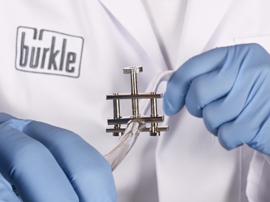 Abrazadera para mangueras/válvula de cierre tipo Hoffmann: sujeción y cierre precisos de mangueras o tubos (Bürkle GmbH)