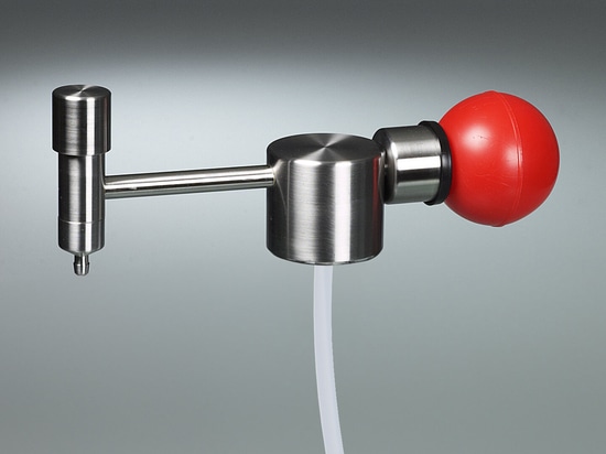 Mini bomba para disolventes: compacta y versátil, para la dosificación precisa de disolventes desde recipientes pequeños (Bürkle GmbH)