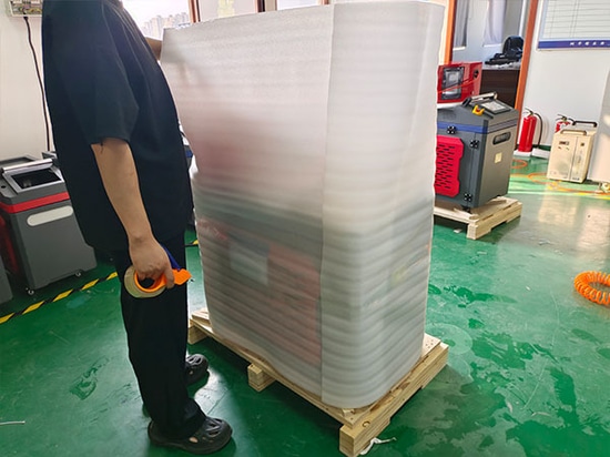 Envío a Italia de soldadoras láser 4 en 1 de alta estabilidad de 2000 W de SUNTOP