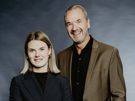 Alina y Uwe Niekrawietz: Alina Niekrawietz se incorporó al equipo directivo del Grupo UWT como directora de Operaciones Empresariales e Internacionales el 1 de octubre de 2026.