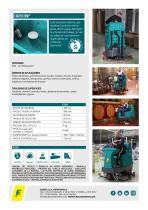 E100 - FREGADORA INDUSTRIAL CON CONDUCTOR SENTADO-4