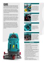E85 - FREGADORA INDUSTRIAL DE CONDUCTOR SENTADO-2